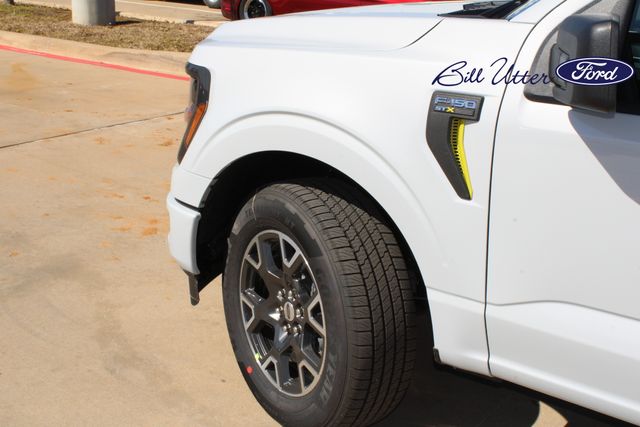 2025 Ford F-150 STX photo 5