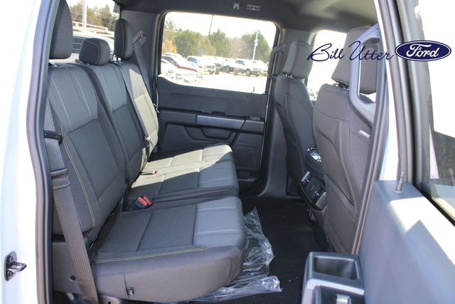 2025 Ford F-150 STX photo 8