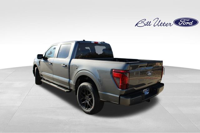 2025 Ford F-150 STX photo 4