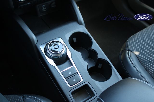 2025 Ford Escape Base photo 12