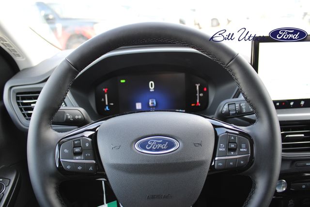 2025 Ford Escape Base photo 13