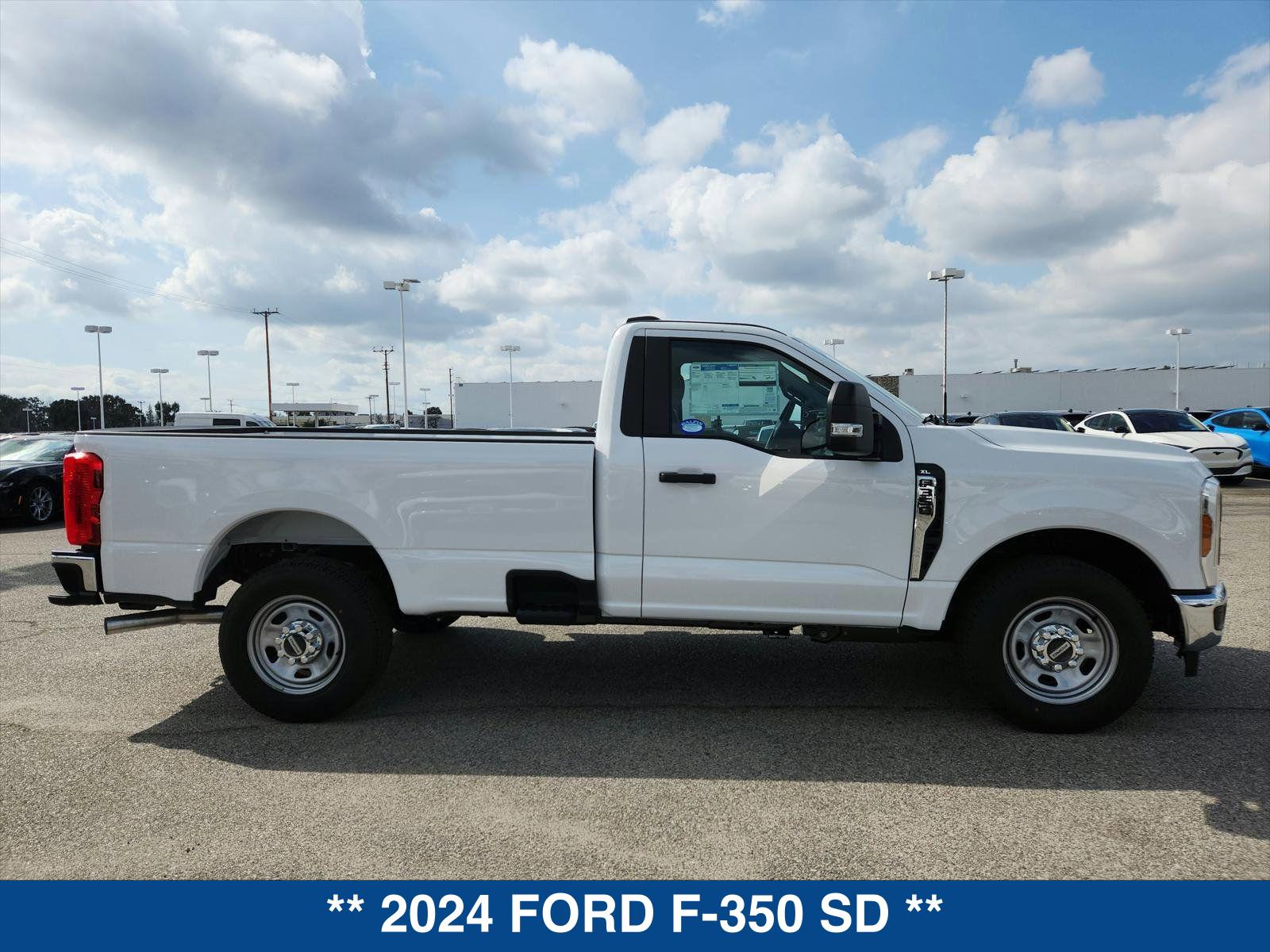 2024 Ford F-350 XL photo 9