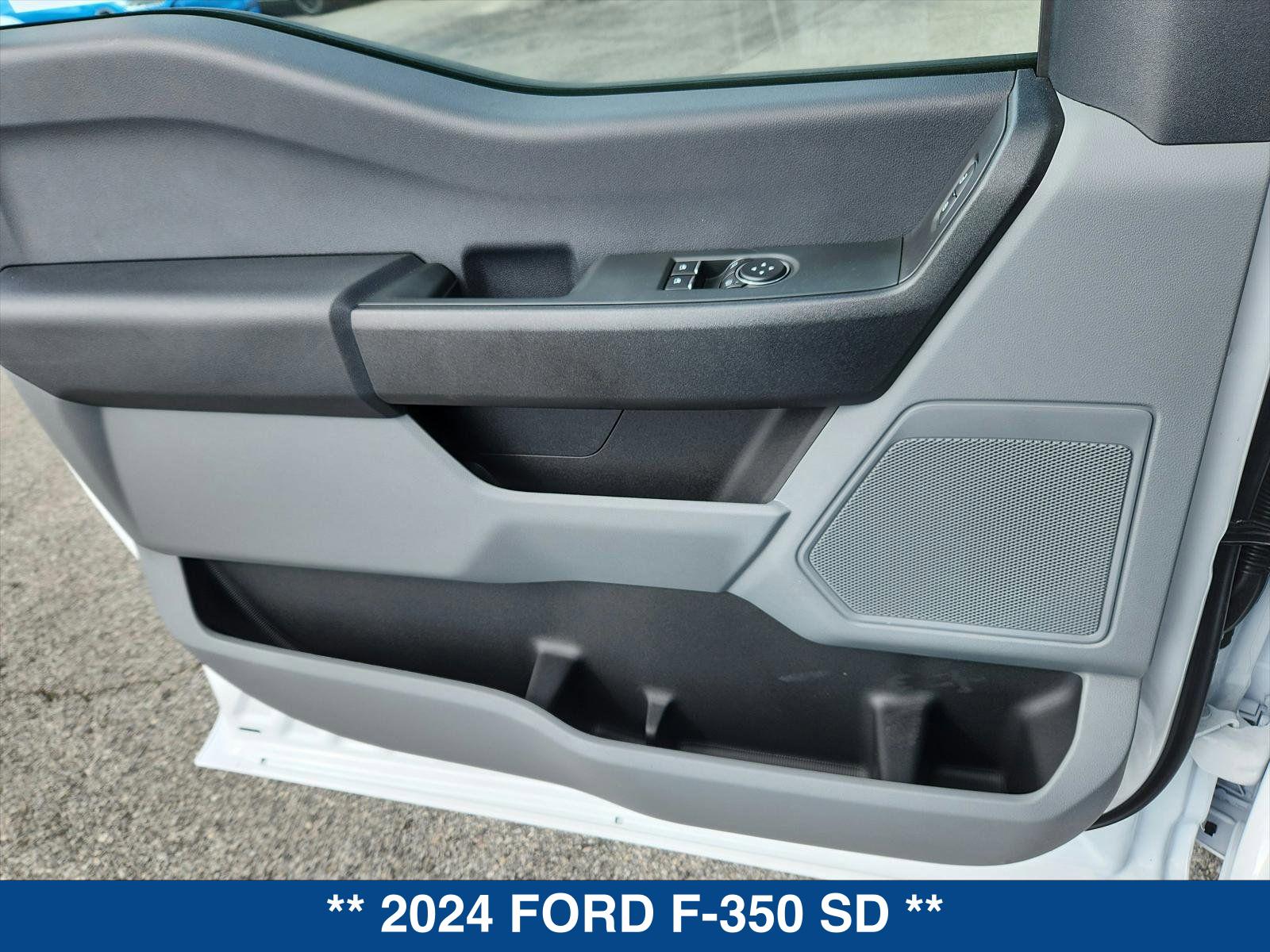 2024 Ford F-350 XL photo 19