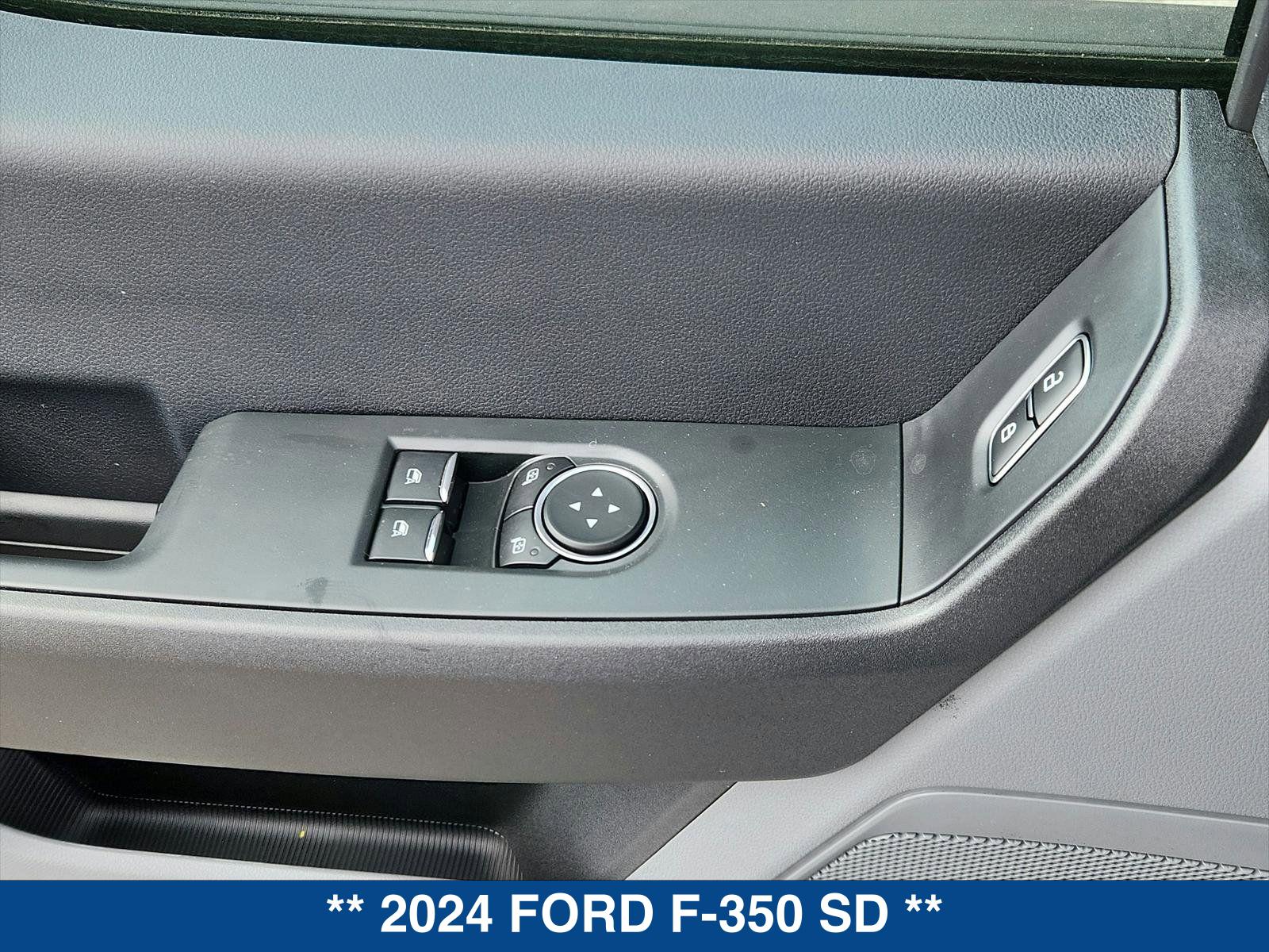 2024 Ford F-350 XL photo 17