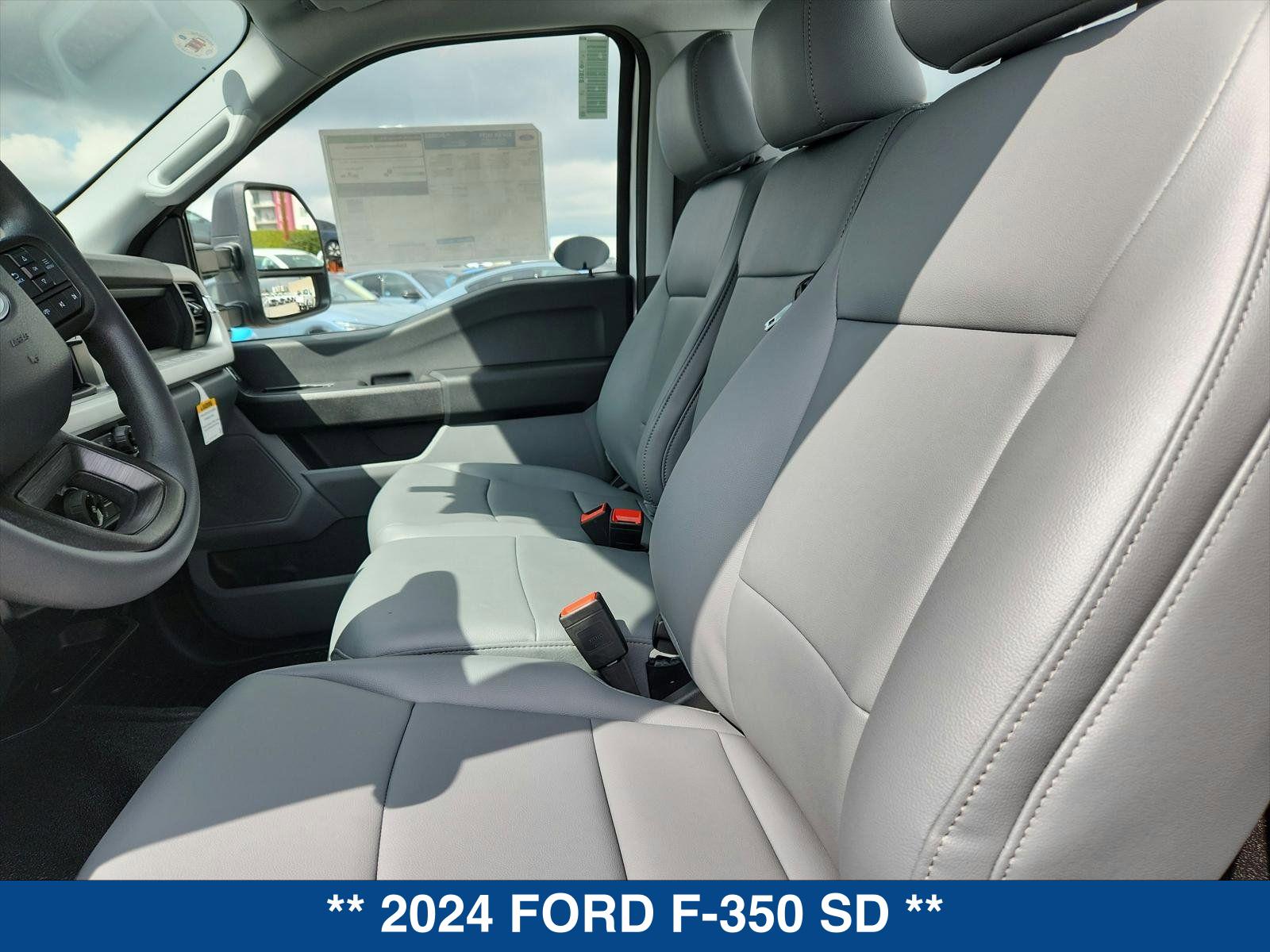 2024 Ford F-350 XL photo 13