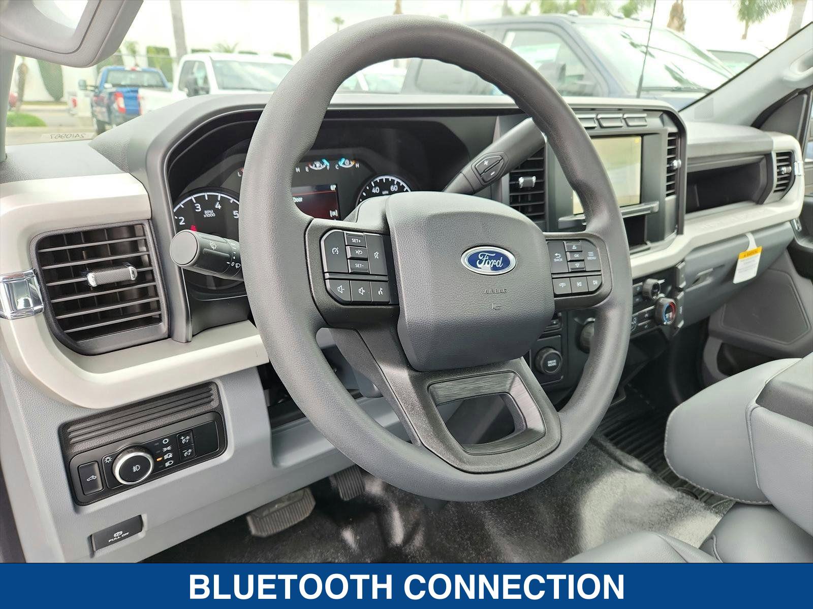 2024 Ford F-350 XL photo 12