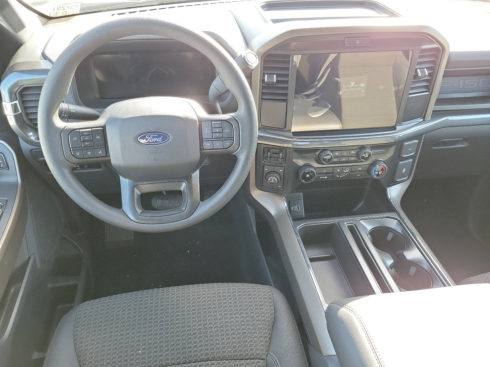 2025 Ford F-150 STX photo 4