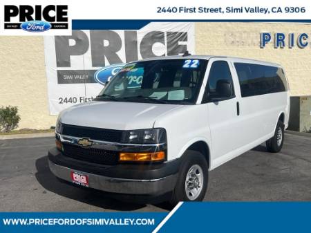 2022 Chevrolet Express Passenger LT
