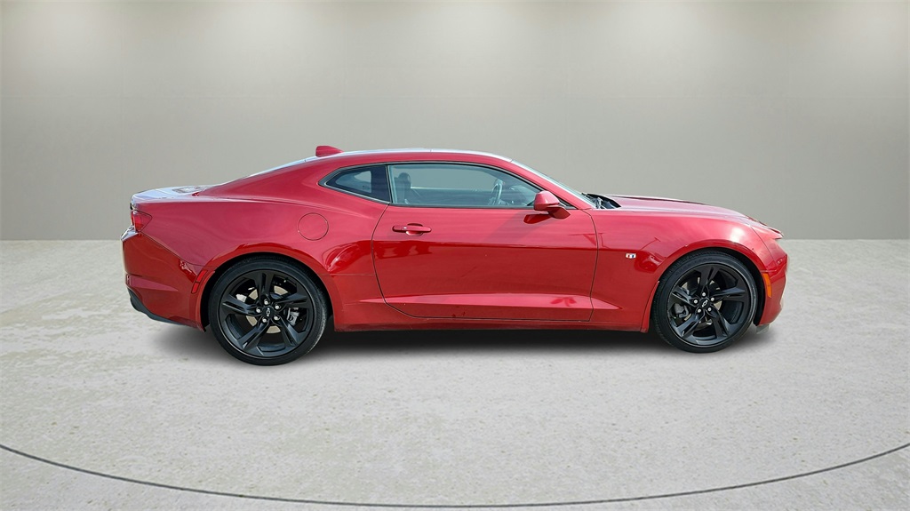 Used 2022 Chevrolet Camaro 3LT with VIN 1G1FD1RX5N0122017 for sale in Irving, TX