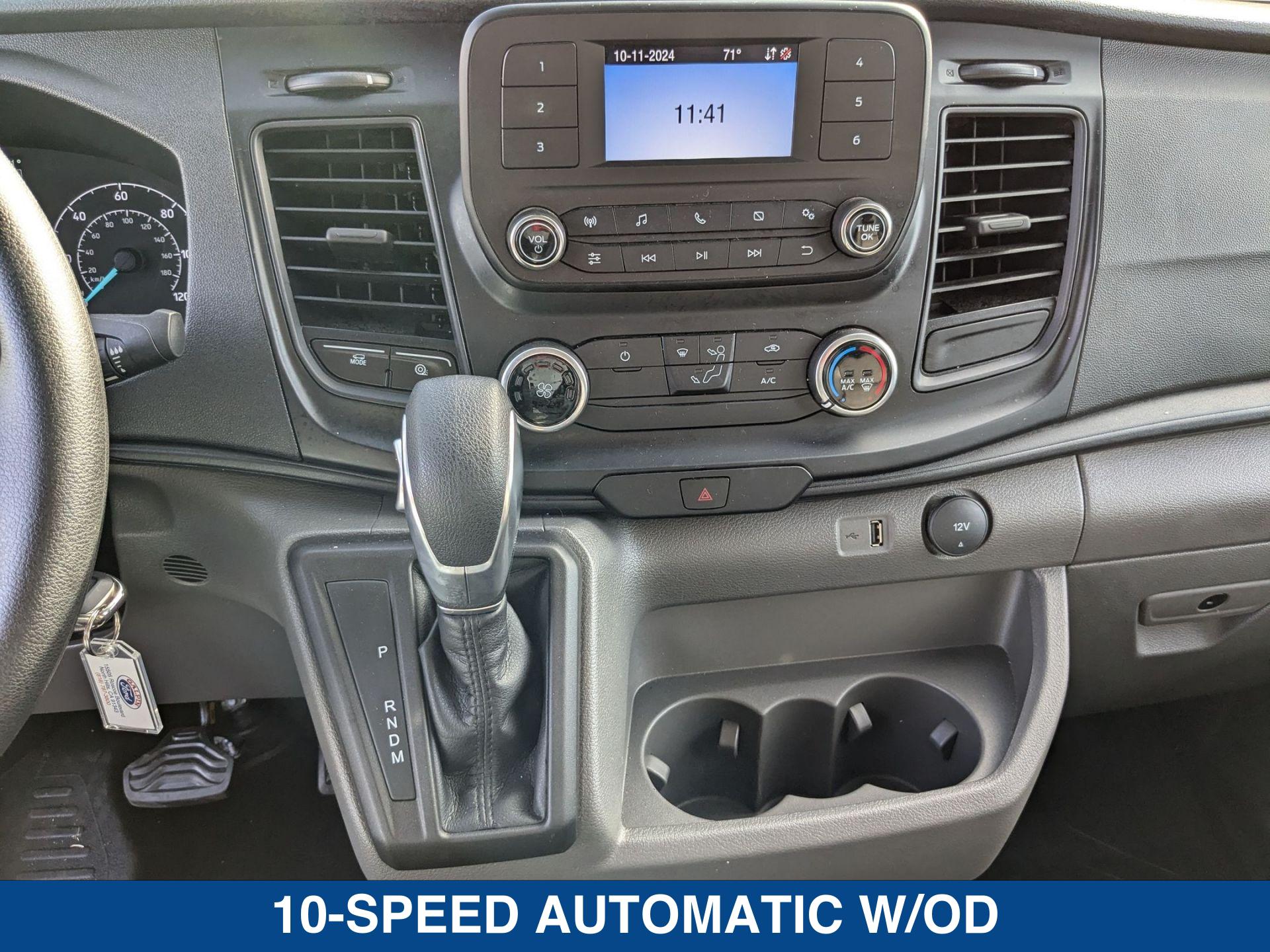 2024 Ford Transit photo 17