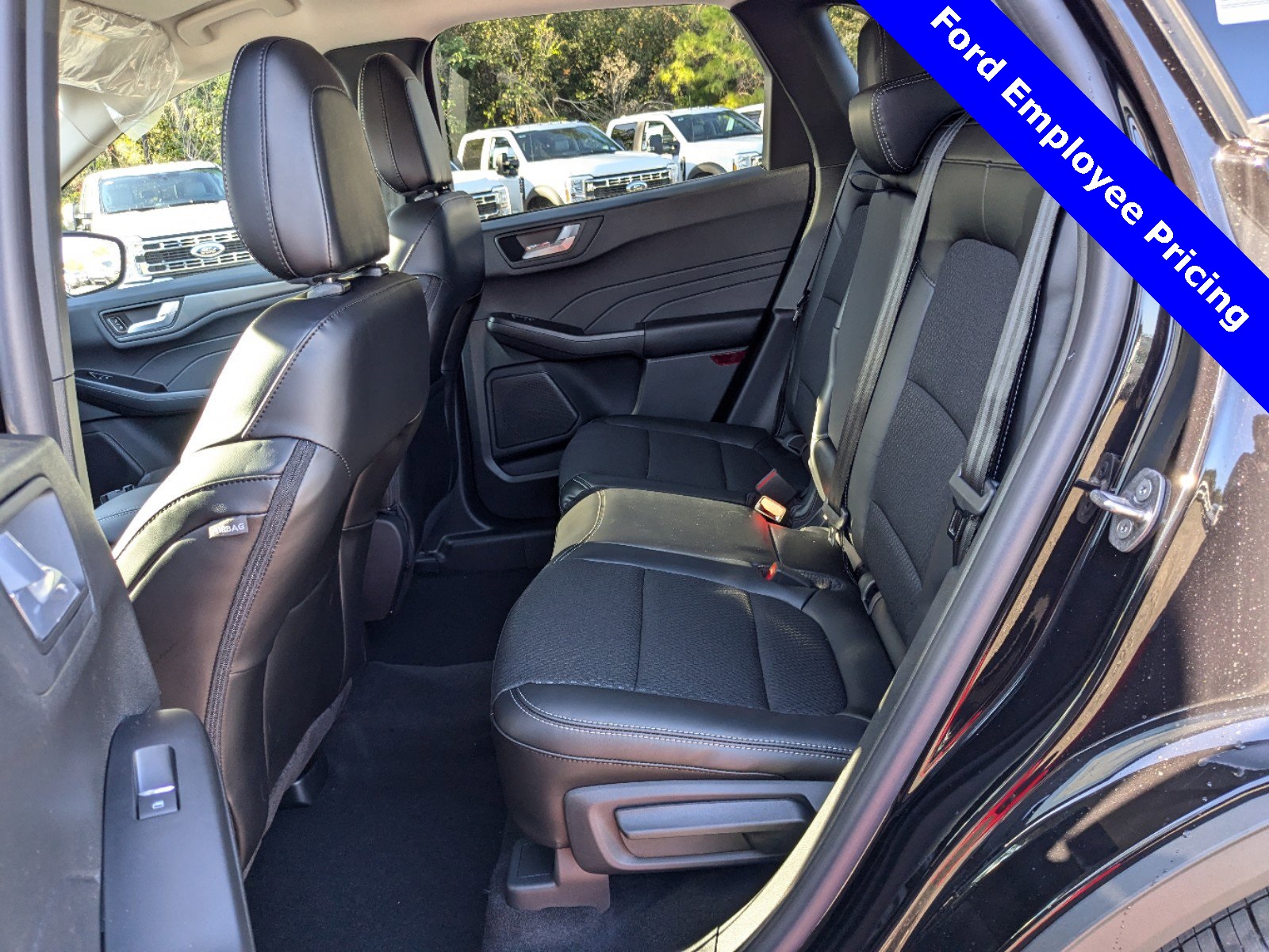 2025 Ford Escape Base photo 12