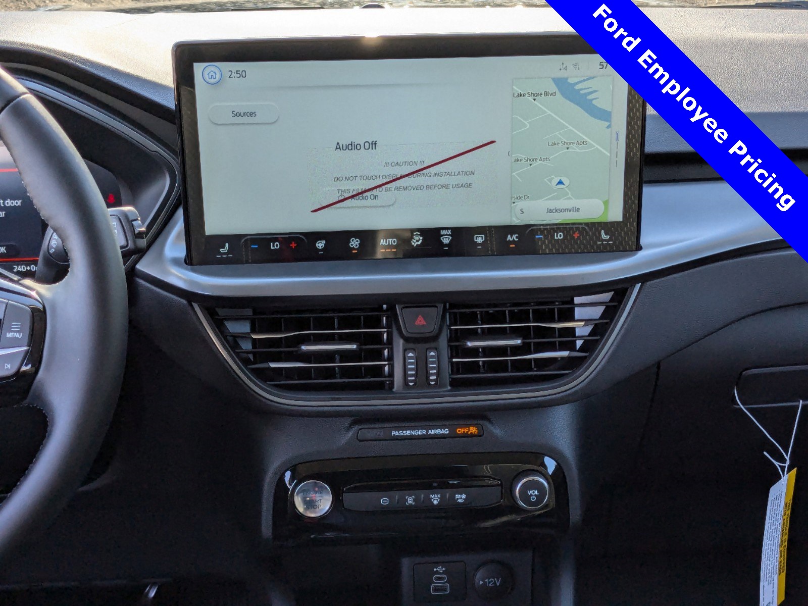 2025 Ford Escape Base photo 16