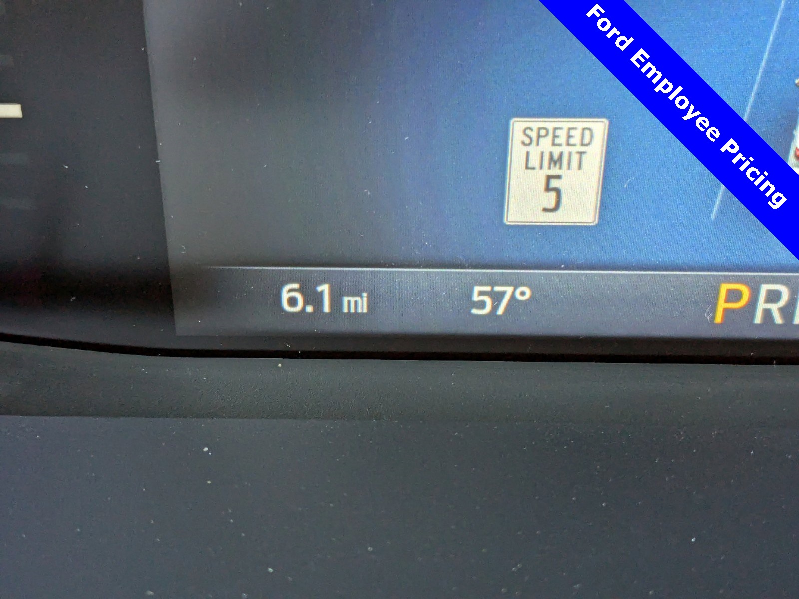 2025 Ford Escape Base photo 26