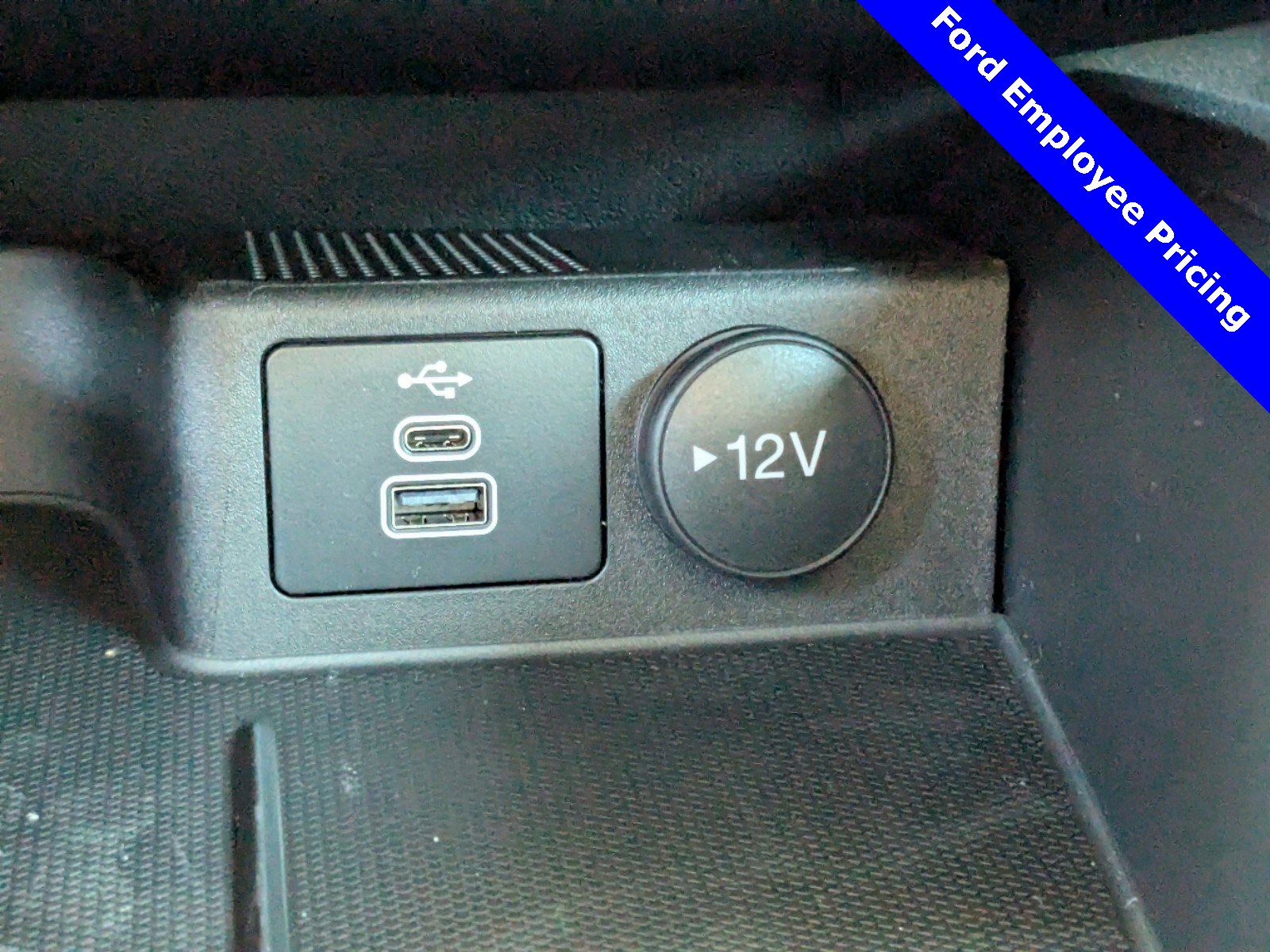 2025 Ford Escape Base photo 29