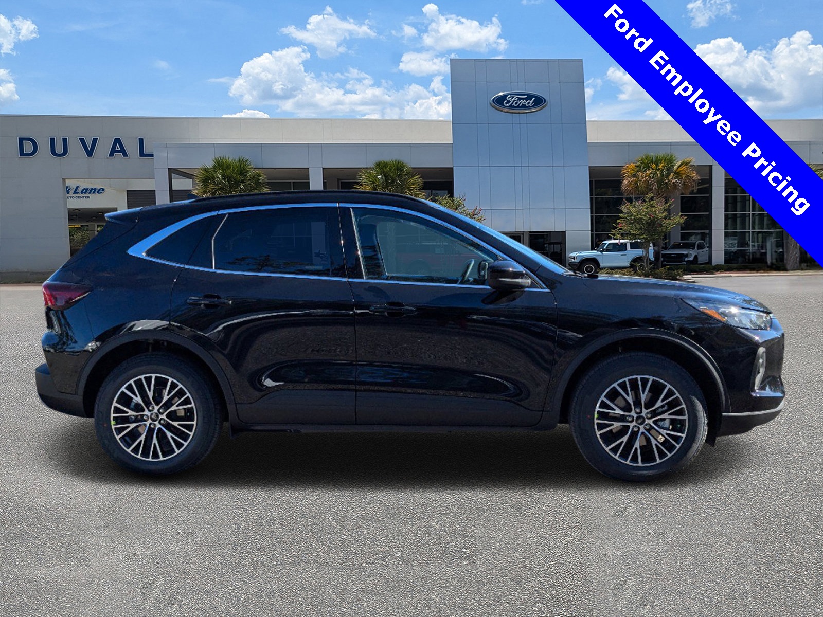 2025 Ford Escape Base photo 2