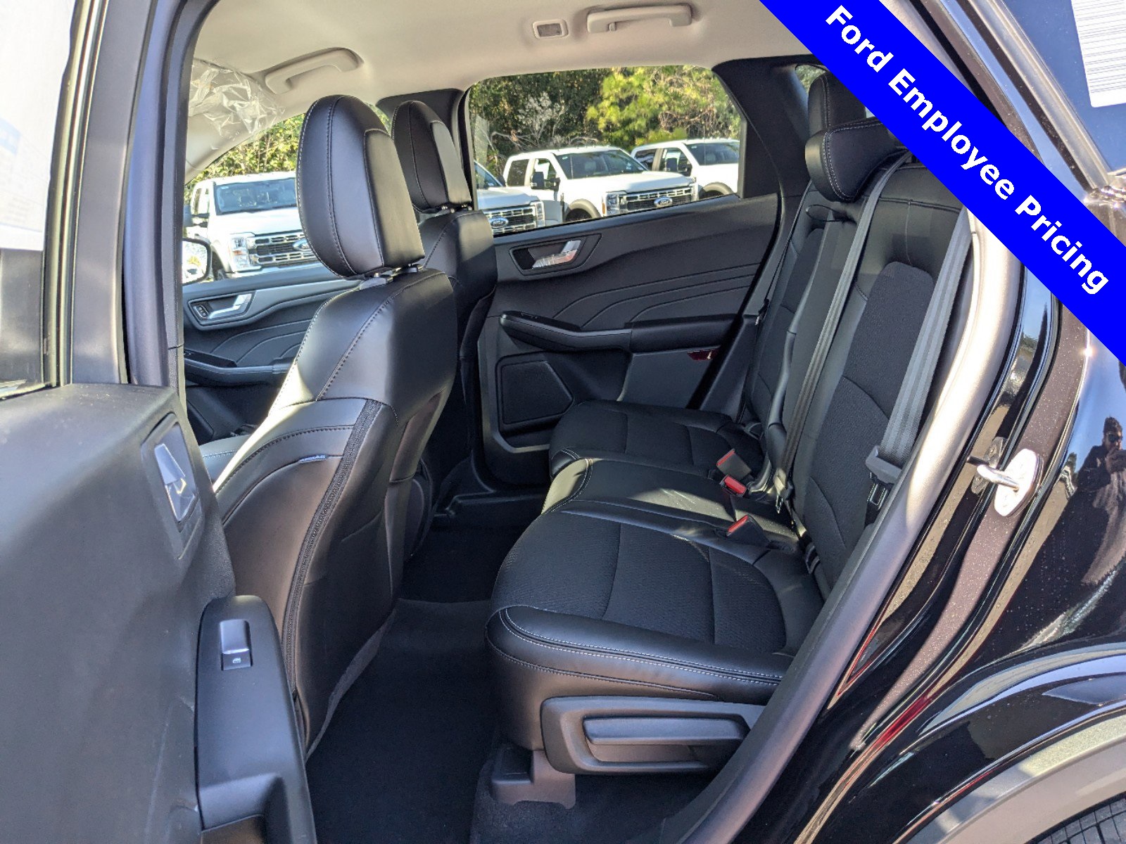 2025 Ford Escape Base photo 11