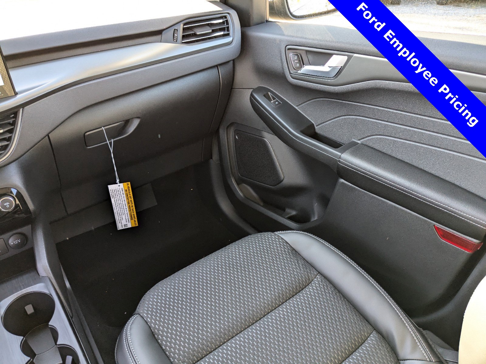 2025 Ford Escape Base photo 15