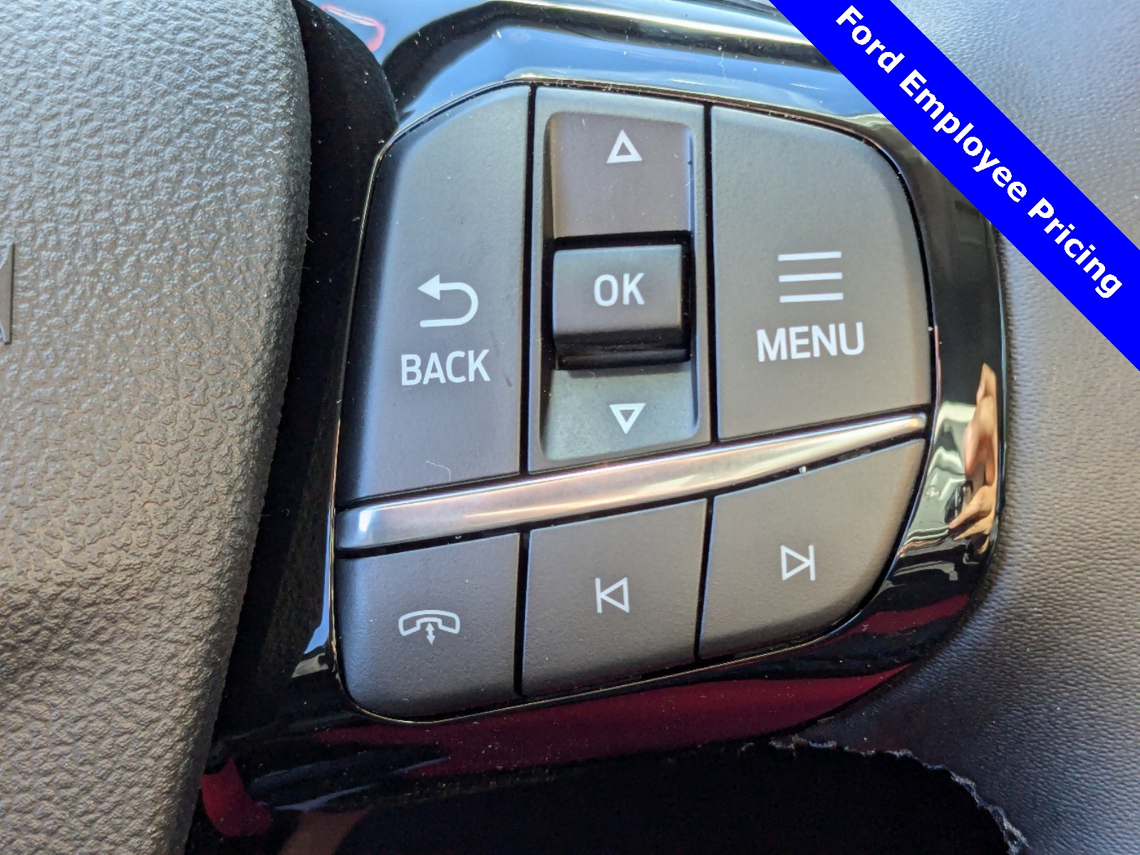 2025 Ford Escape Base photo 23