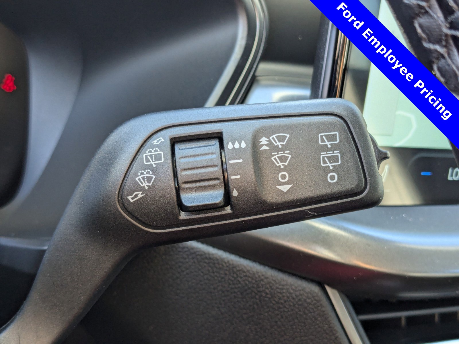 2025 Ford Escape Base photo 25