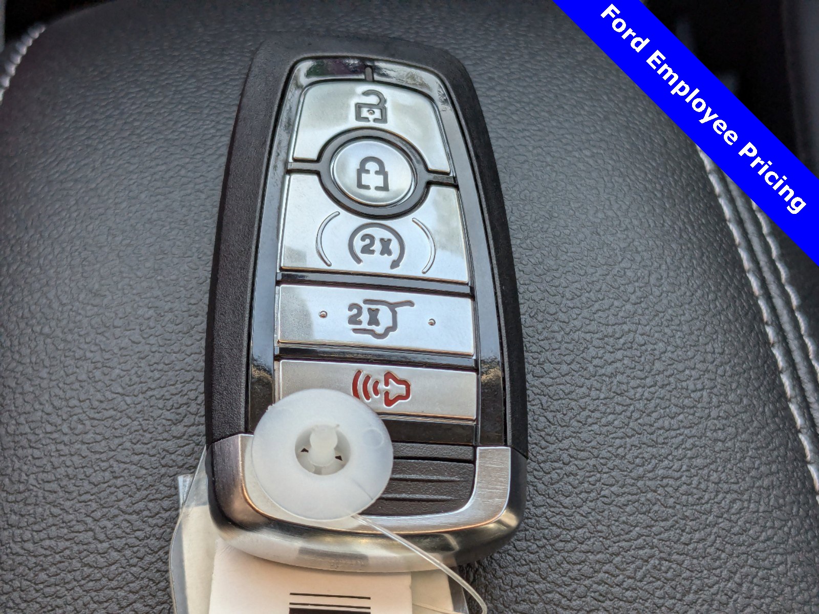 2025 Ford Escape Base photo 29