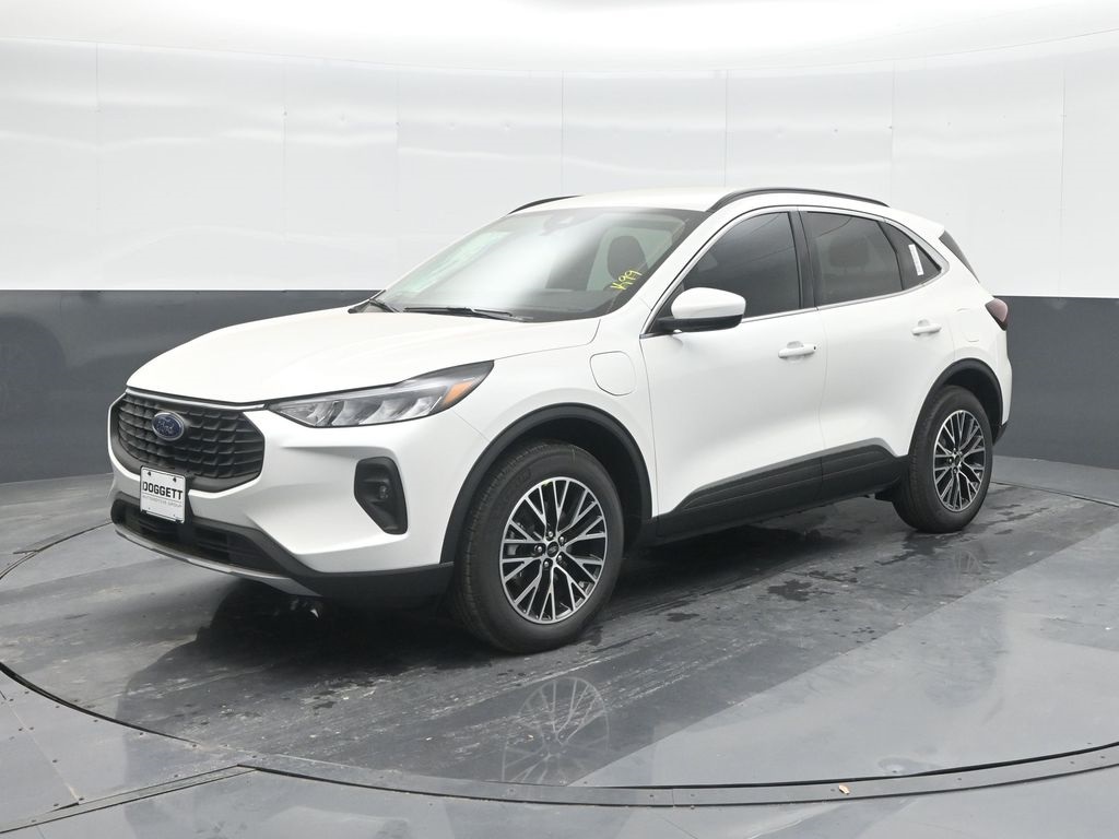 2025 Ford Escape photo 2