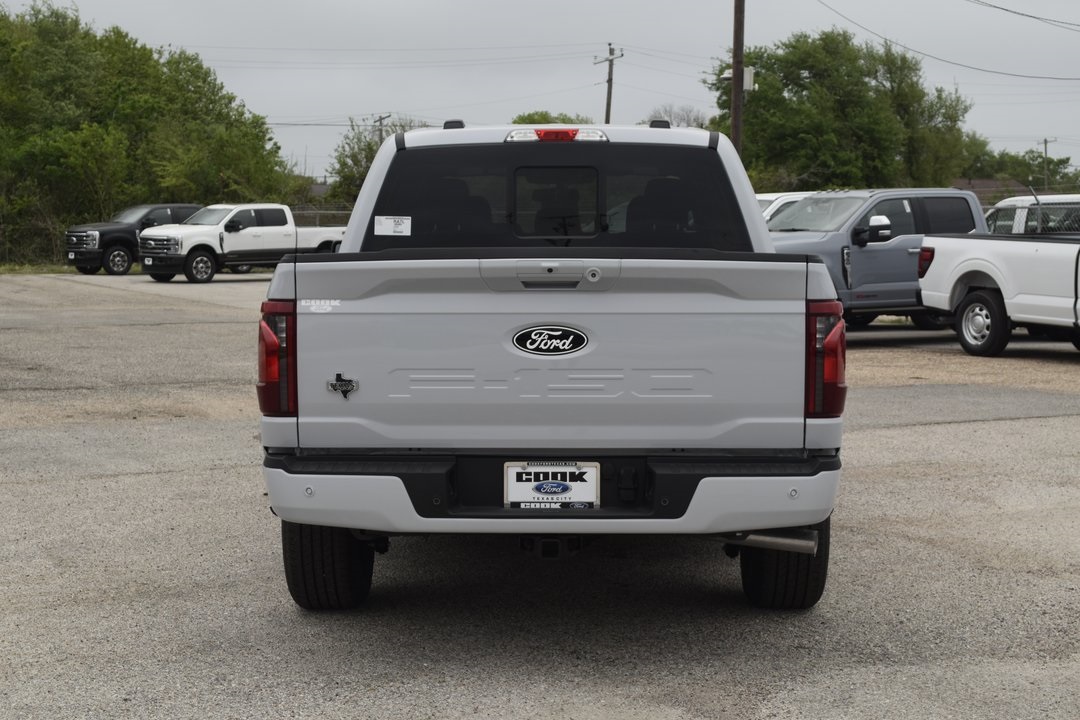 2025 Ford F-150 XLT photo 2