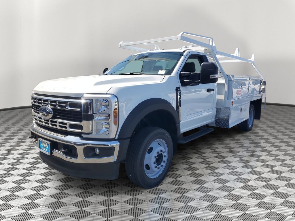 2024 Ford F-450 photo 2