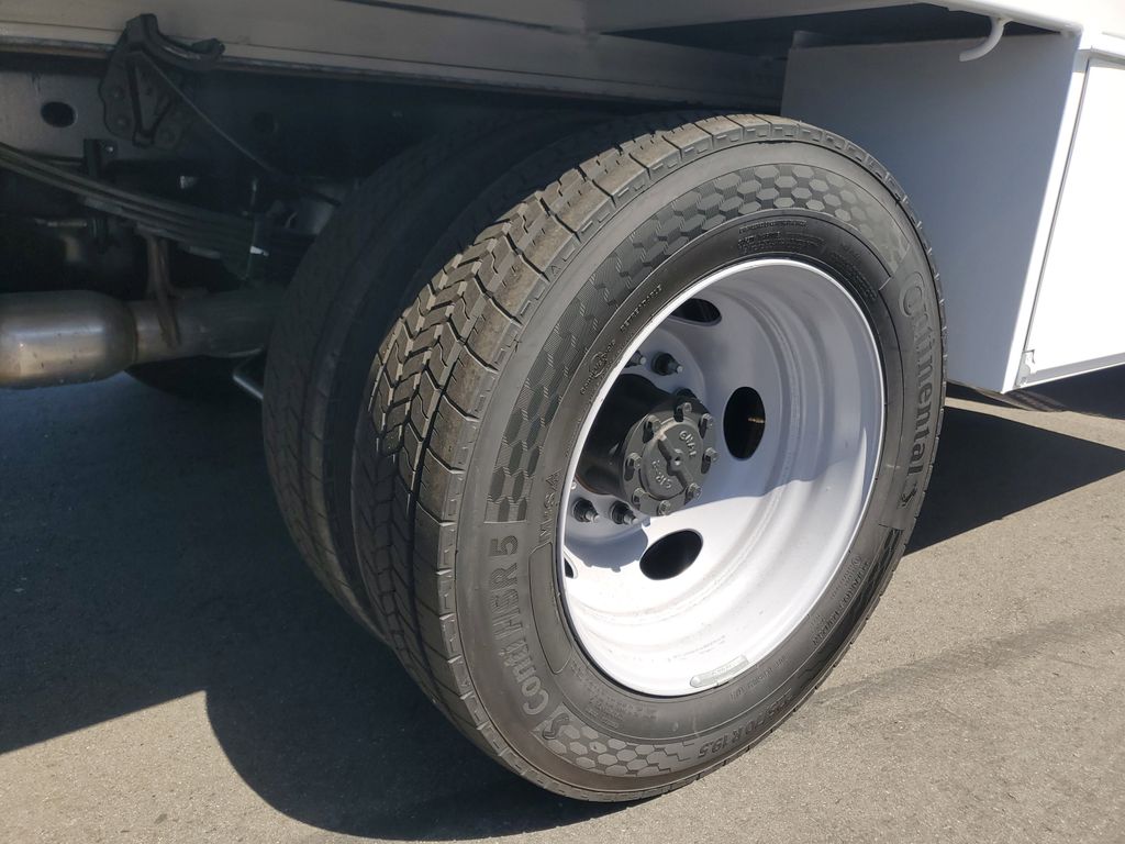 2024 Ford F-450 photo 7