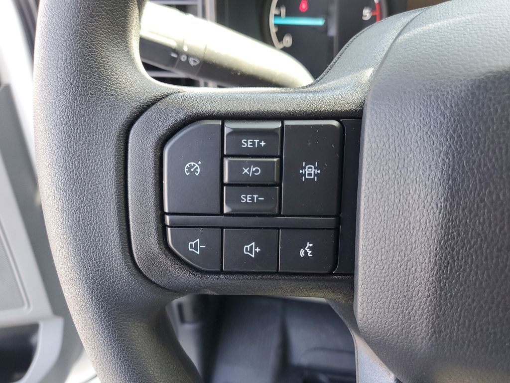 2024 Ford F-450 photo 21