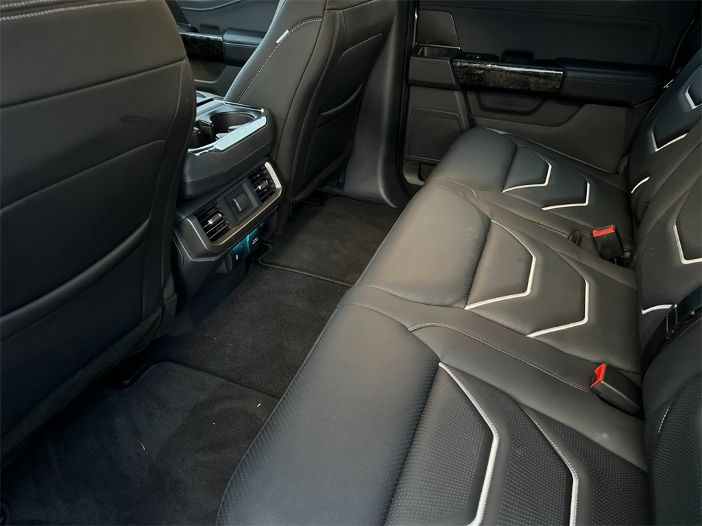 2024 Ford F-150 XLT photo 4