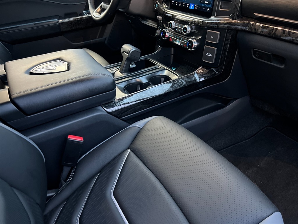 2024 Ford F-150 XLT photo 7