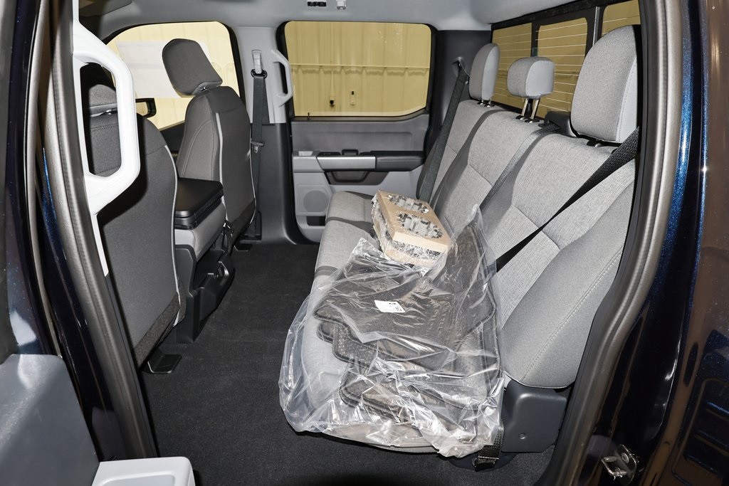 2025 Ford F-350 photo 11