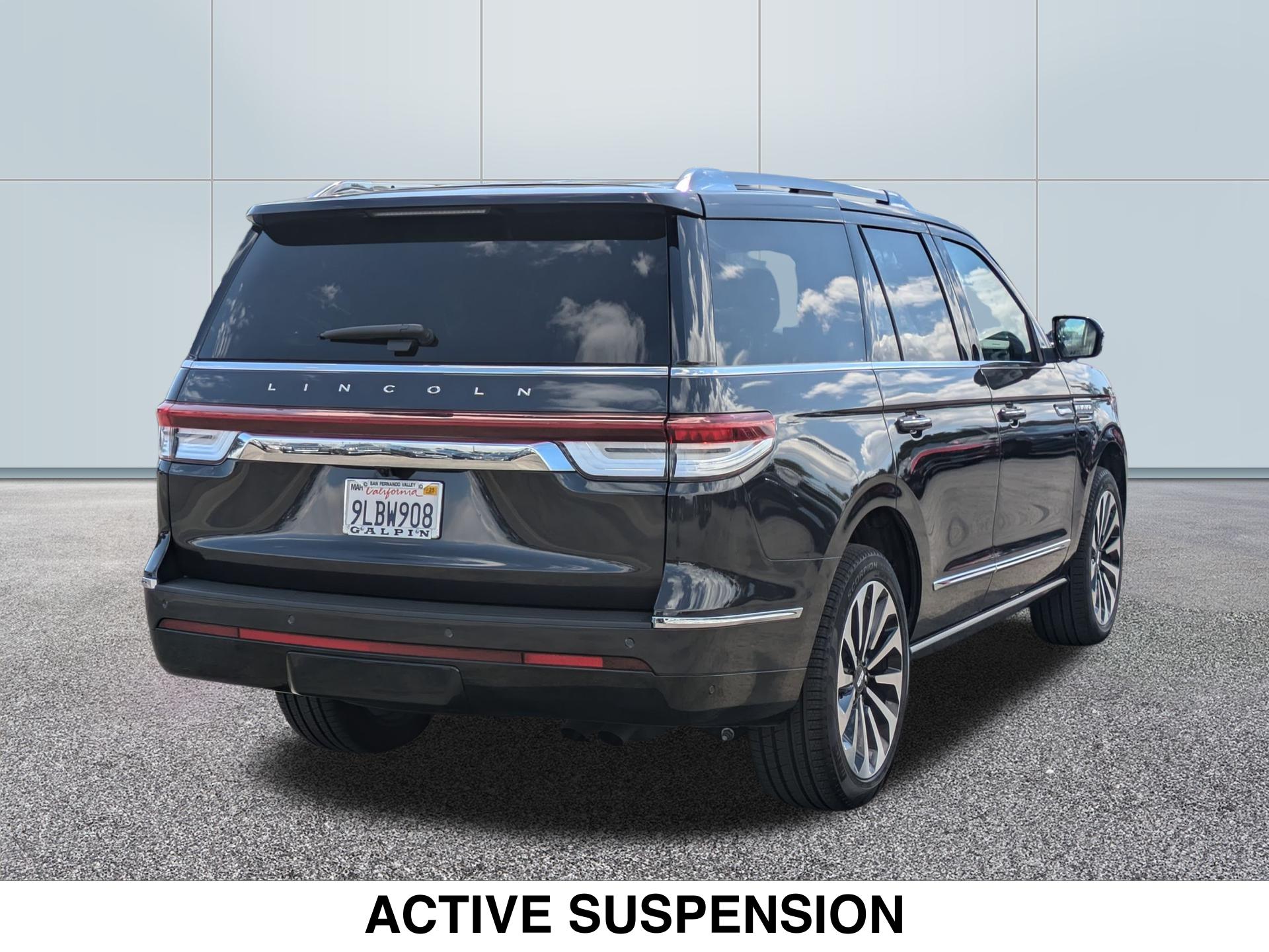 2024 Lincoln Navigator Reserve photo 4