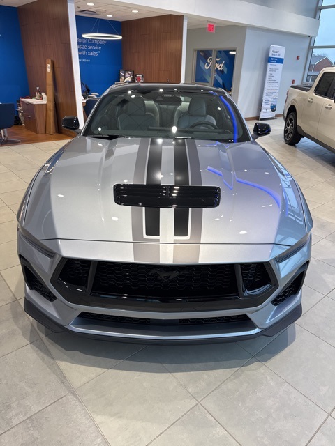 2025 Ford Mustang GT Premium photo 4