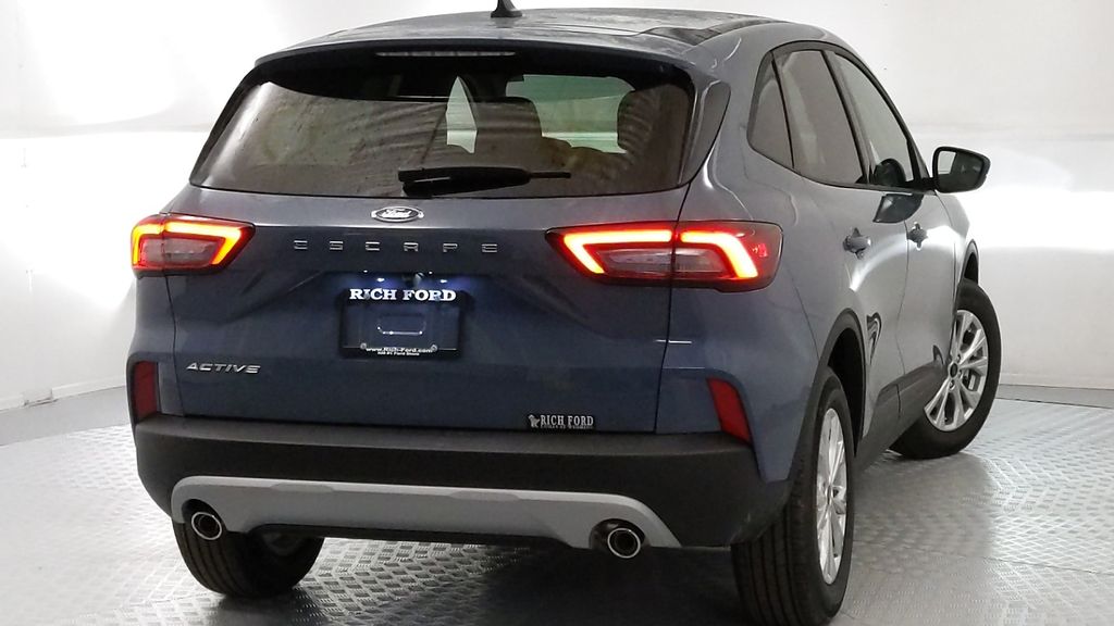 2025 Ford Escape Active photo 4