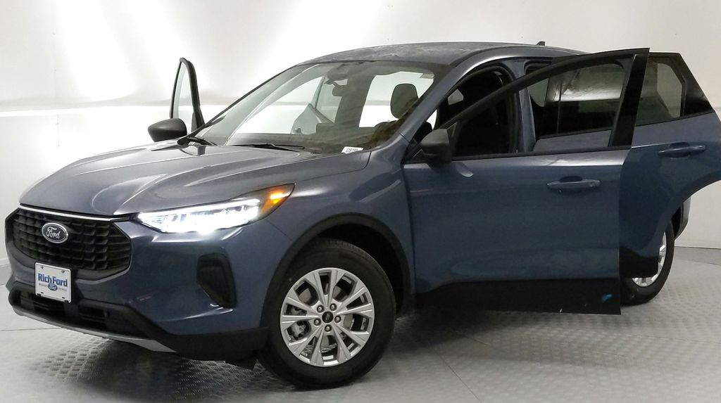 2025 Ford Escape Active photo 12