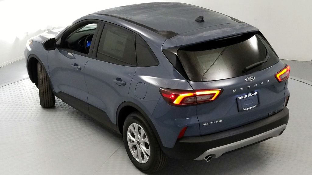 2025 Ford Escape Active photo 16