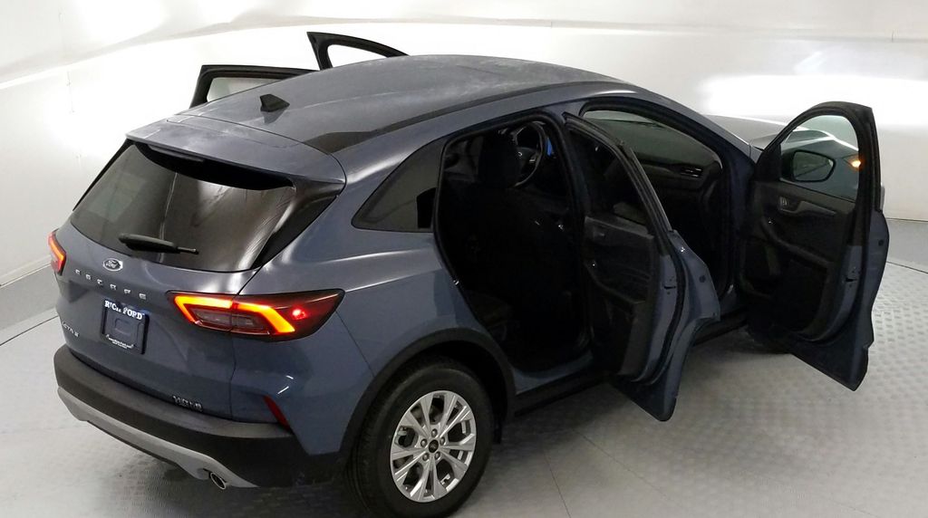 2025 Ford Escape Active photo 21