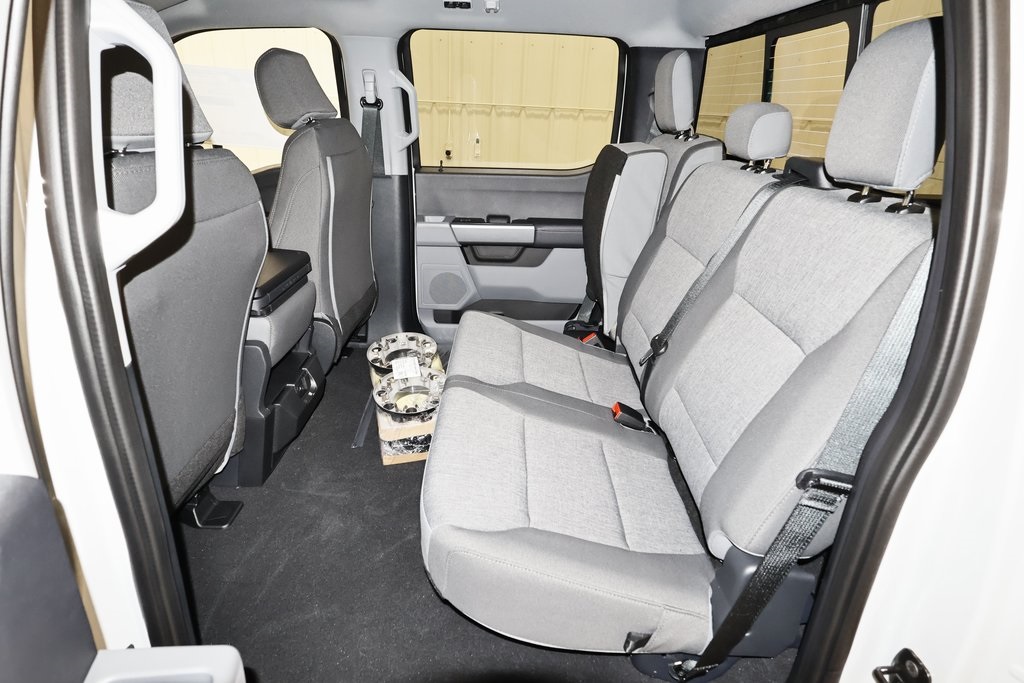 2025 Ford F-350 photo 11
