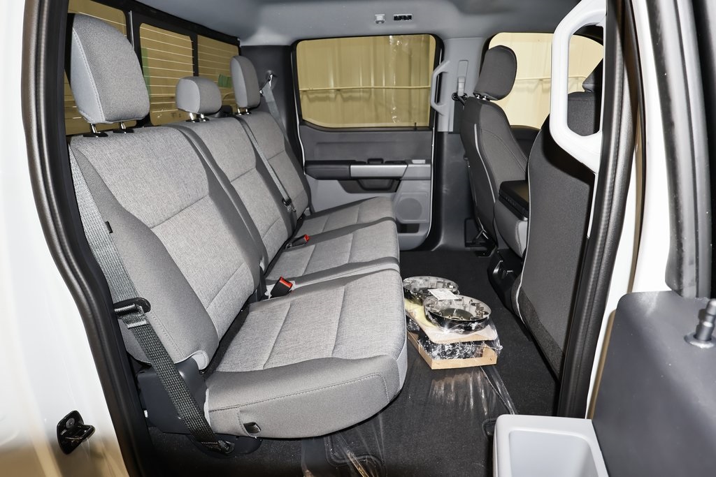 2025 Ford F-350 photo 12