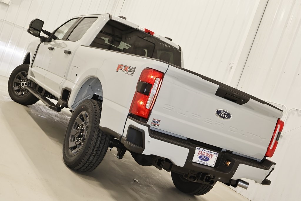 2025 Ford F-350 photo 25