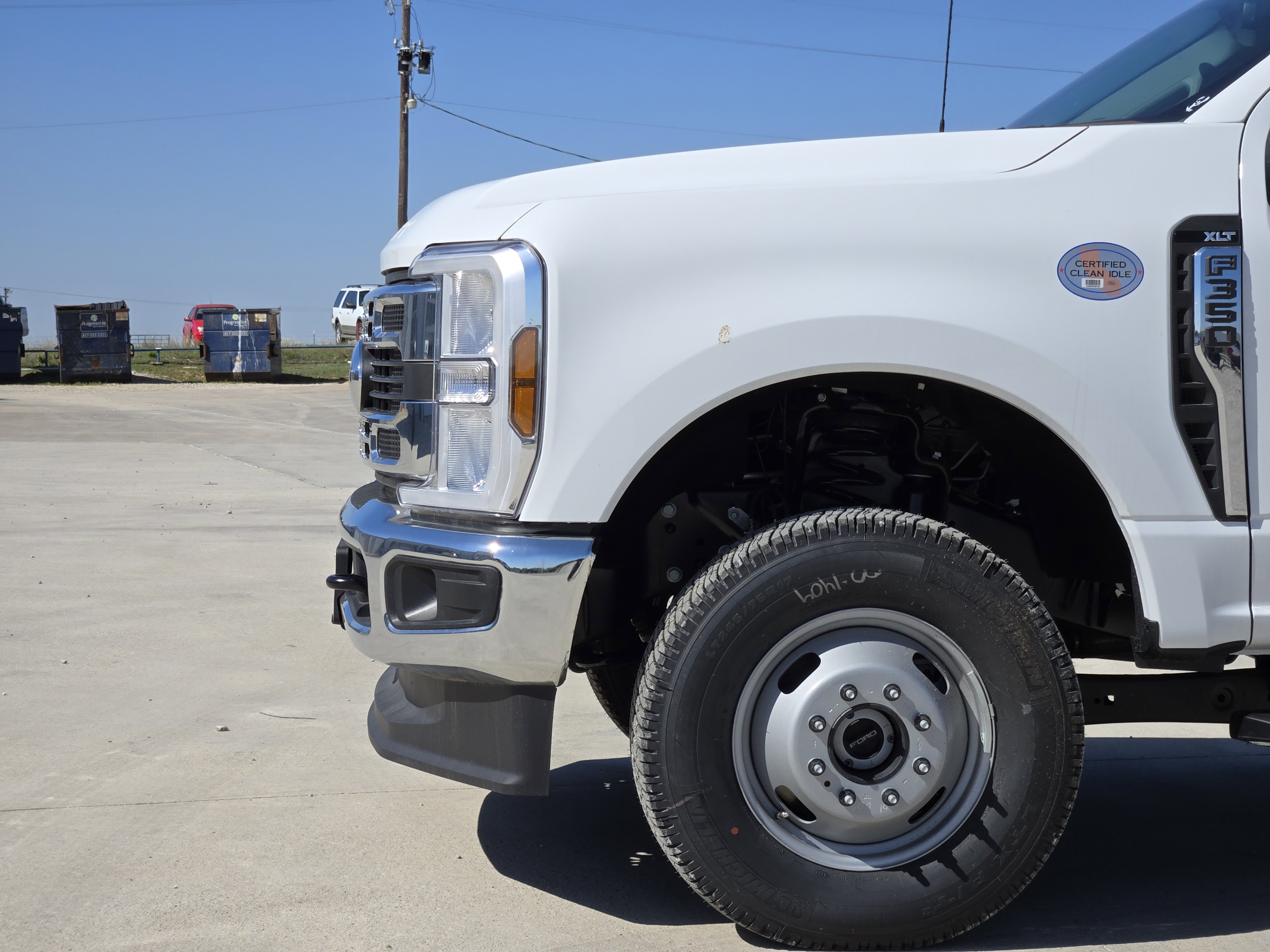 2024 Ford F-350 XLT photo 4