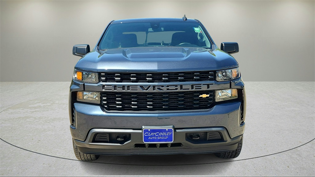 Used 2022 Chevrolet Silverado 1500 Limited Custom with VIN 1GCPWBEK3NZ137956 for sale in Irving, TX