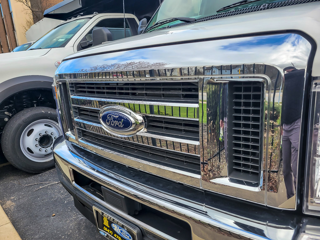 2024 Ford E-350 photo 23