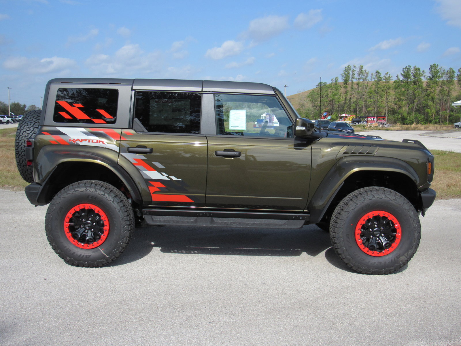 2024 Ford Bronco Raptor photo 2