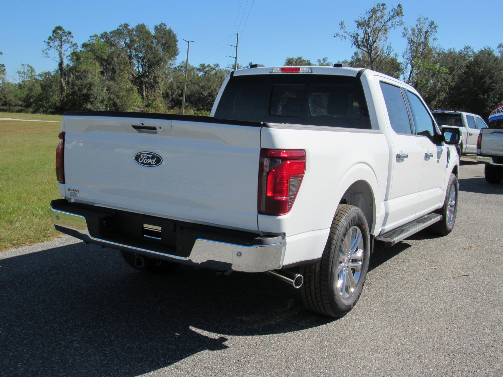2024 Ford F-150 XLT photo 2