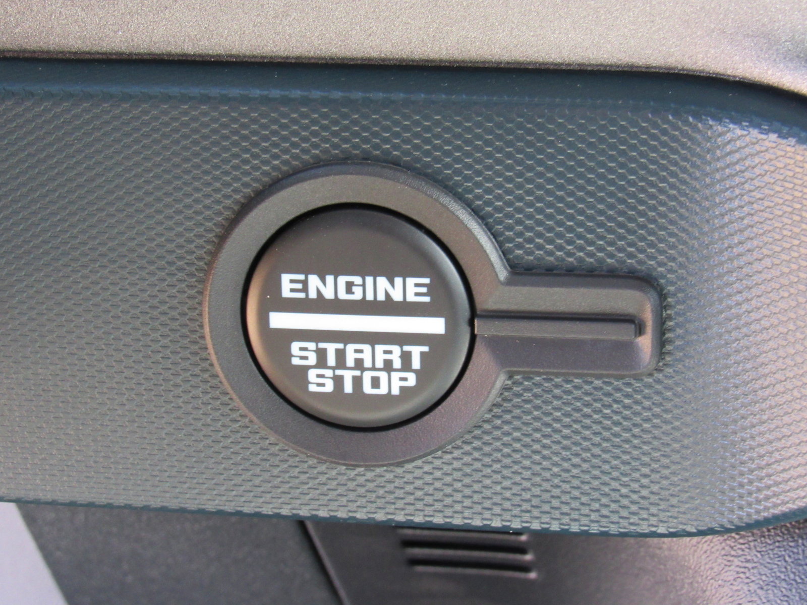 2024 Ford Bronco Outer Banks photo 17