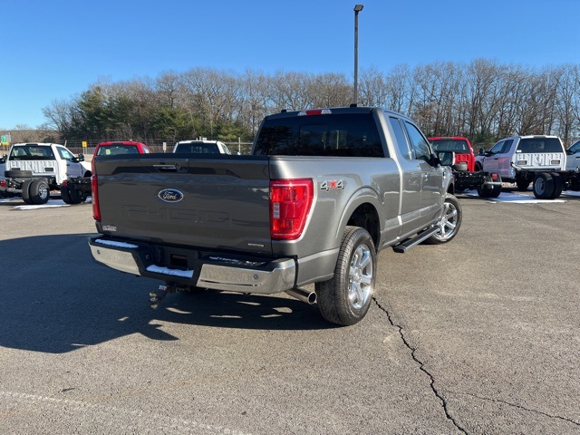 2023 Ford F-150 XLT photo 5