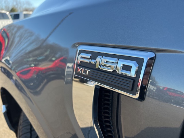 2023 Ford F-150 XLT photo 9
