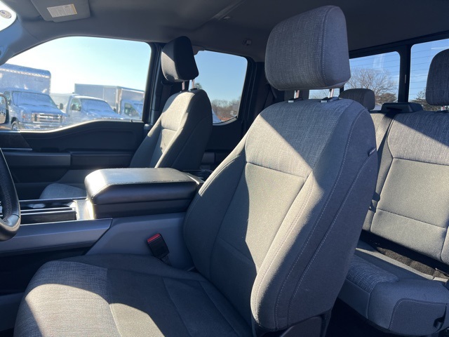 2023 Ford F-150 XLT photo 16